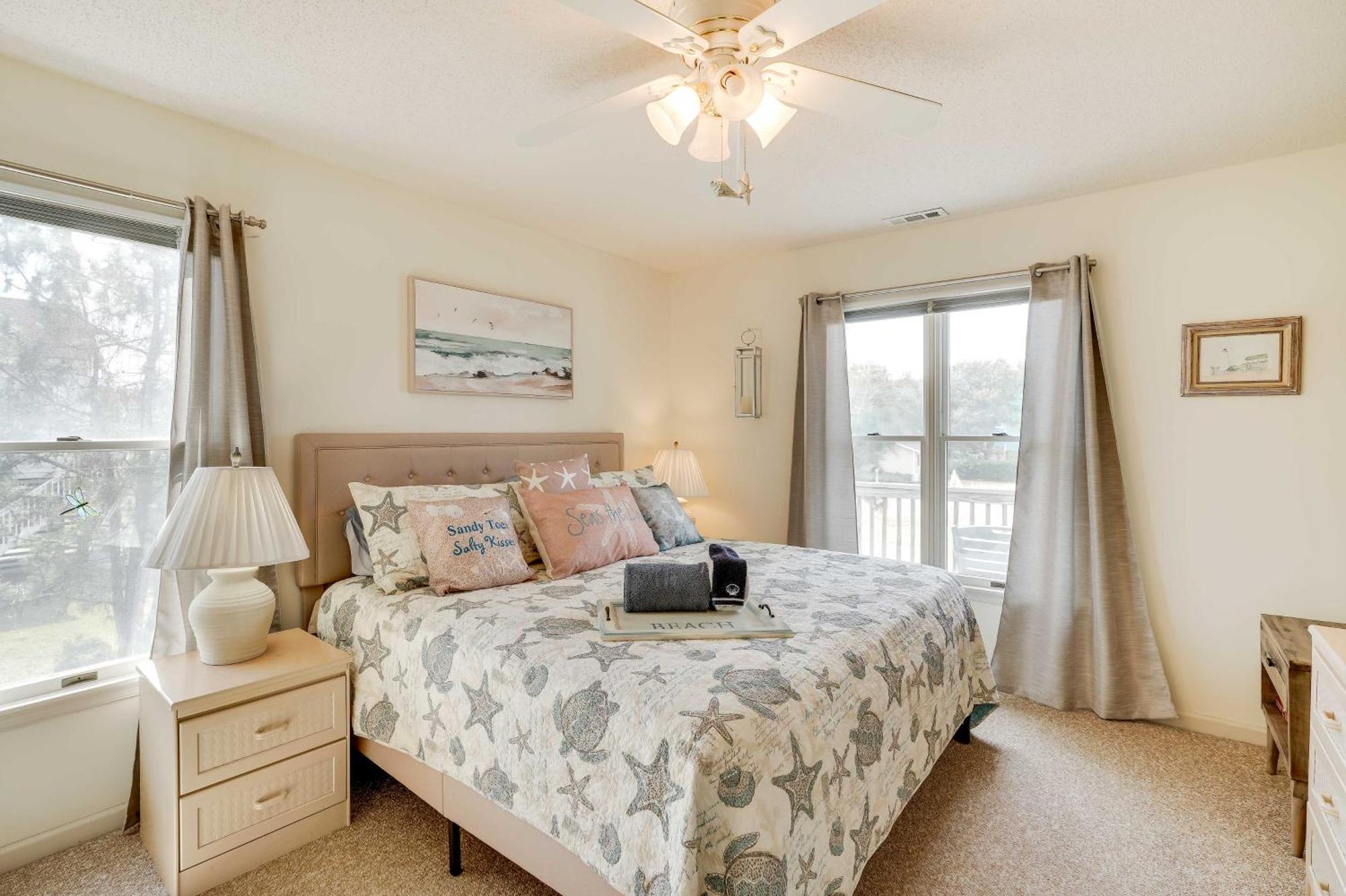 Dunn Dreamin Hot Tub, Pirate Fort, And Fire Pit! Nags Head Bagian luar foto